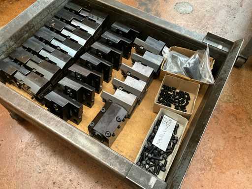 (C-1001) WTO Werkzeughalter (27x)