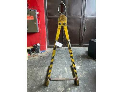 1996 EURO-KOFI E1-2-03 Lifting and Hoisting Equipment