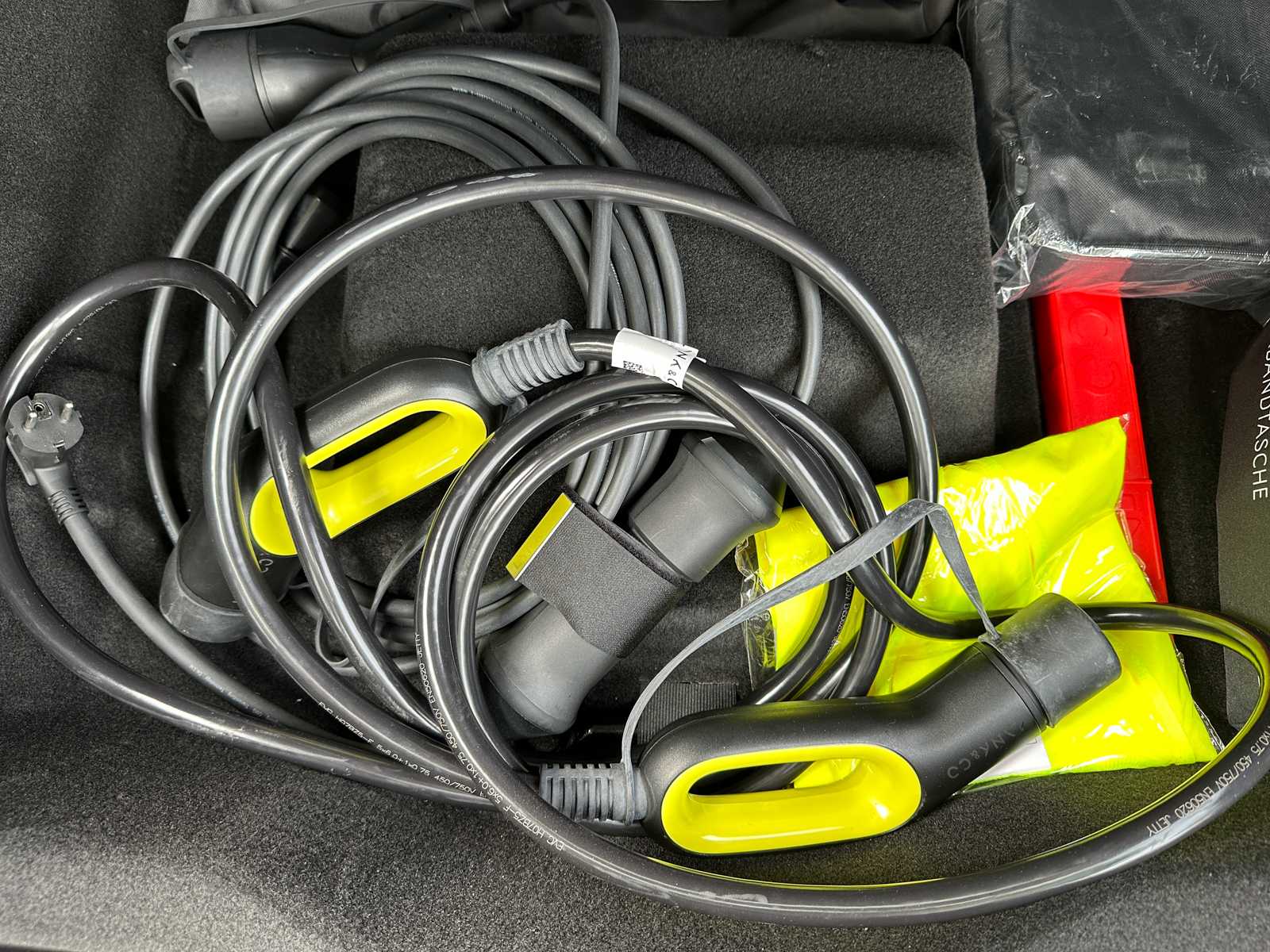 Lynk & Co 01 PHEV 7DCTH 132kw 261pk 2023