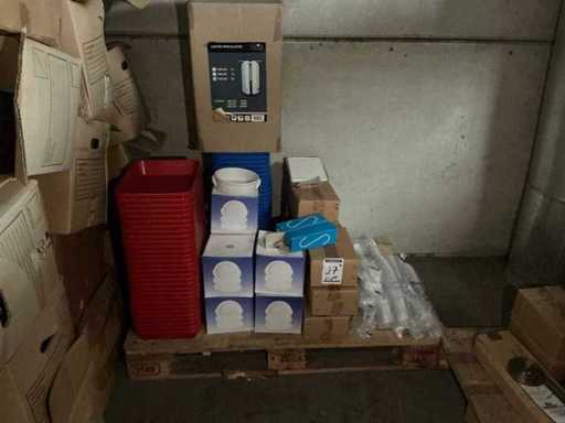 Partij diverse horecabenodigheden