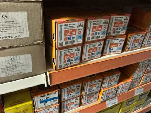 Heco-Mungo Large batch of nails and screws