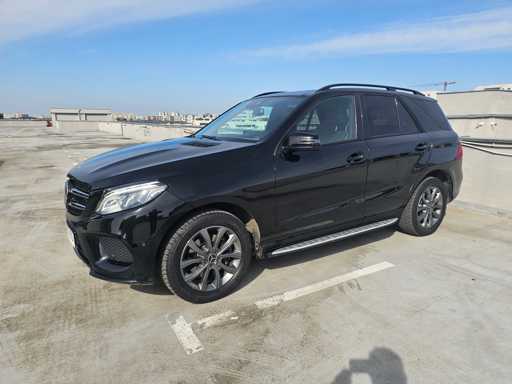 Voiture MERCEDES-BENZ GLE-CLASS (W166)