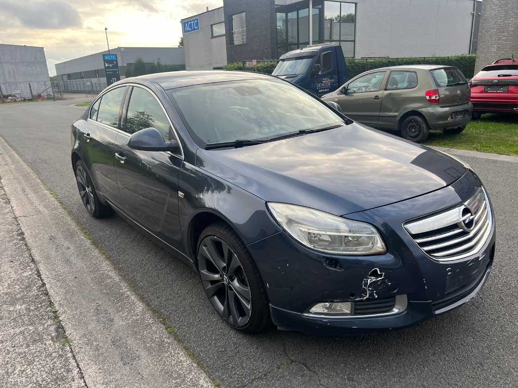 OPEL - INSIGNIA - 2009