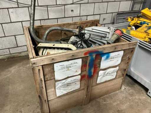 Bauleuchten mit Kabeln