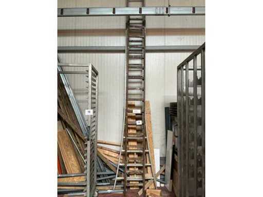 Diverse ladders (2x)