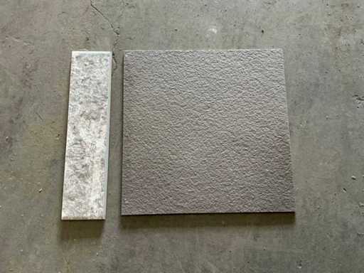 Vari battiscopa e piastrelle (circa 1000 volte)