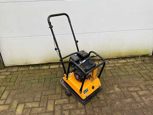 Compacteur de plaques Lumag RP-1100pro 2012