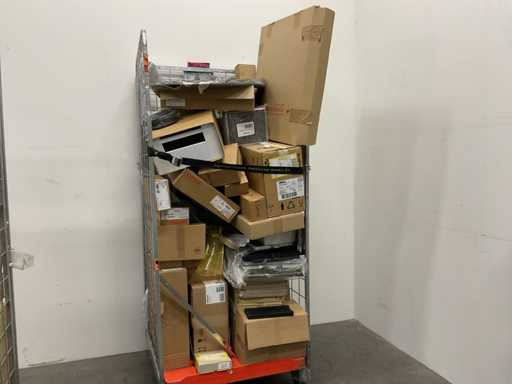 Lotto di varie parti della cucina