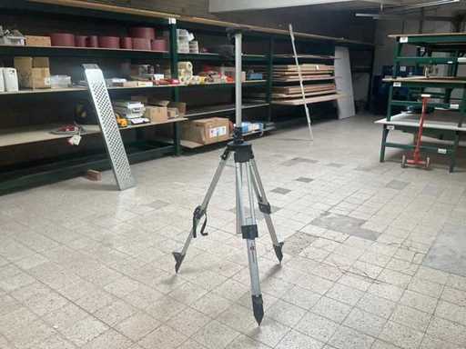 Treppiede regolabile a 3 plettri