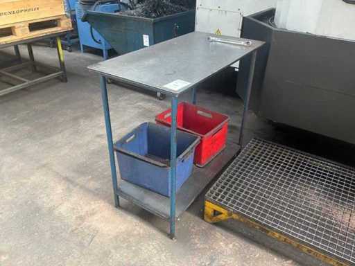 Metalen tafel (3x)