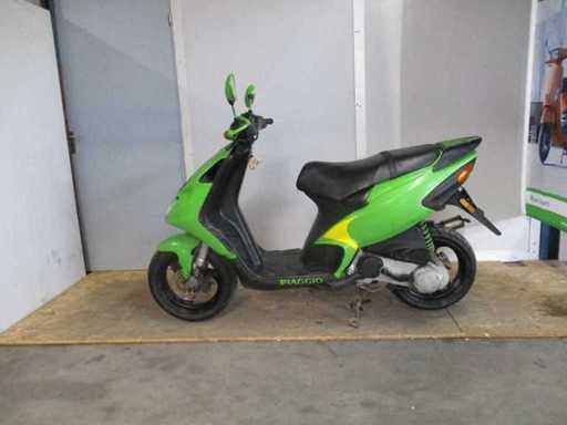 Piaggio NRG mc2 - Moped scooter - Double disc 2 STROKE - Scooter