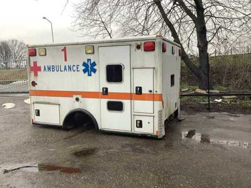 Wagon kołowy Oddział intensywnej terapii