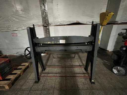 Lunghezza di lavoro del banco a piegatura manuale 1m