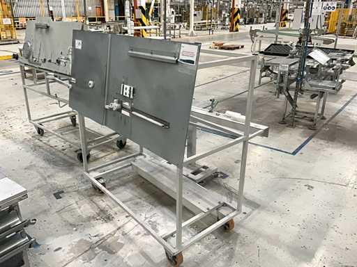 SAWA - Tavola piegata su carrello