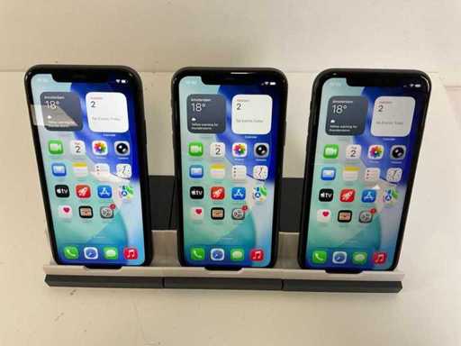 Apple iPhone 11 - 64GB - (3x)