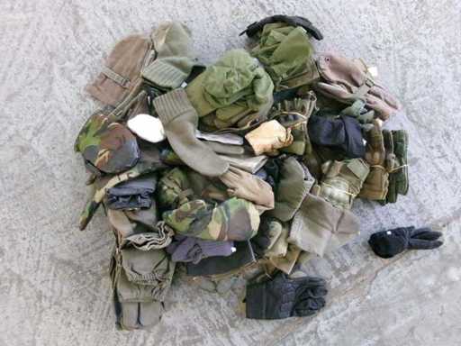 kg mieszanki rękawic, częściowo wadliwa (R13) (158 kg)