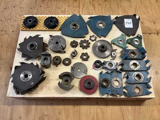 Partia g?owic frezuj?cych