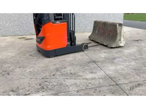 0c9a7866-f6d4-4900-92e9-6d24258ba026.mp4