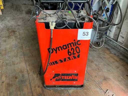 Încărcător mobil de baterii telWin Dymanic 620