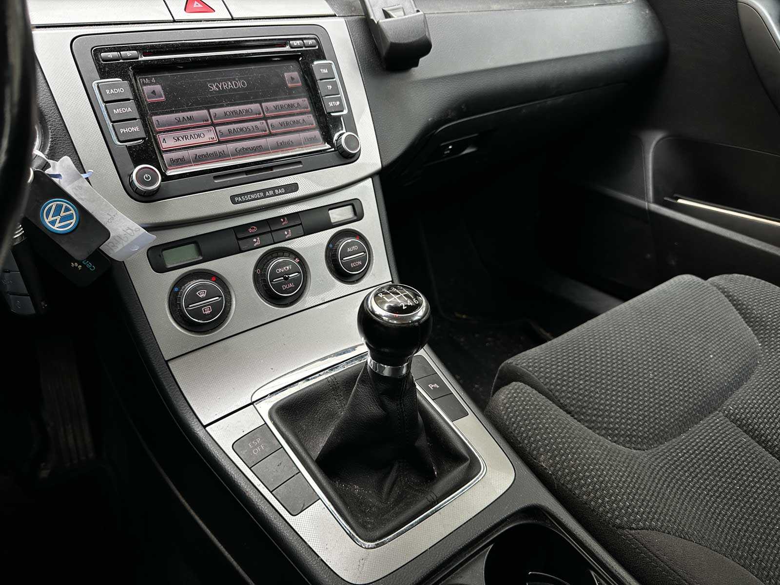 Volkswagen Passat Variant 2.0 FSI Comfortline Business 150pk 2007 (Origineel-NL), 93-TP-DP