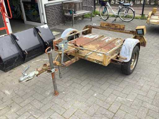 Vibratorische Plattenanhängeranhänger