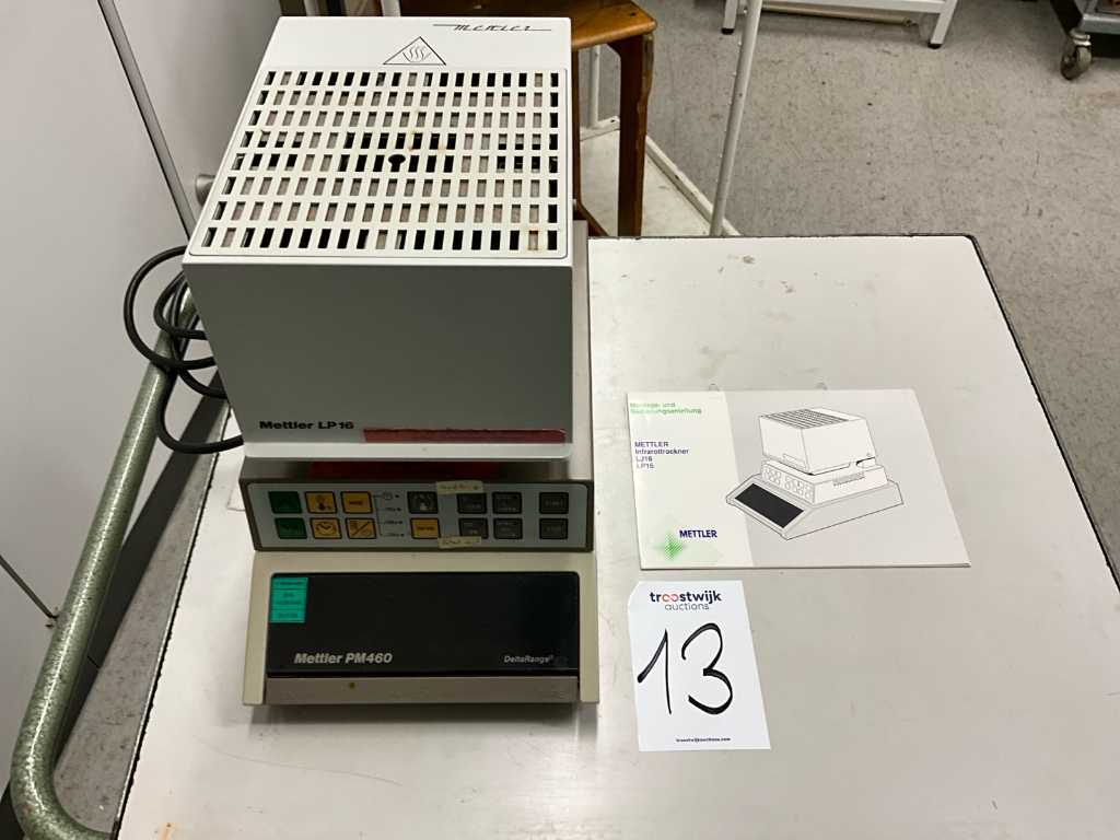 Mettler PM460/LP16 Scale with Infrared Dryer