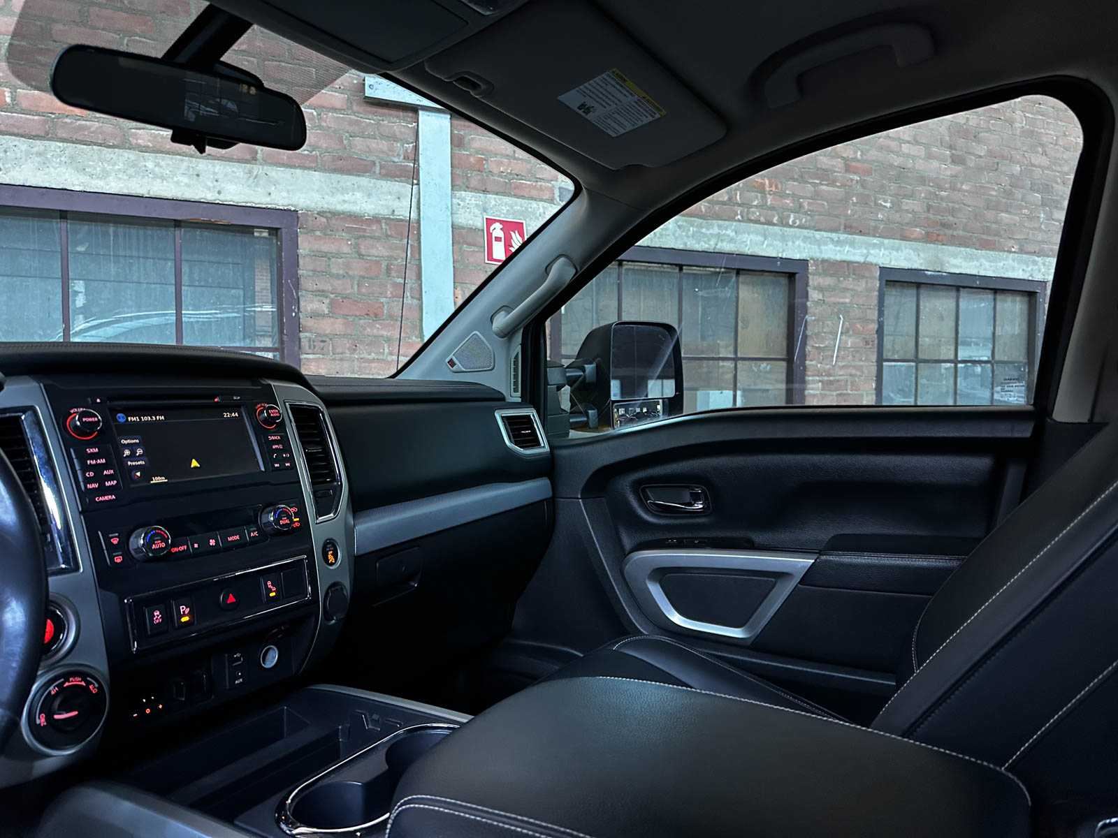 Nissan Titan PRO-4X 5.6 V8 396pk 2018