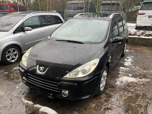 Peugeot 307 Samochod osobowy 2008