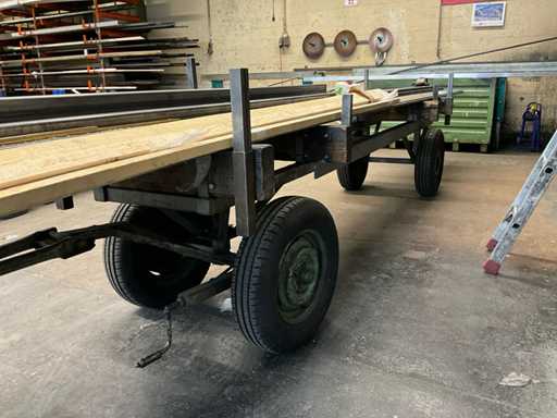 Longue chariot de chargement