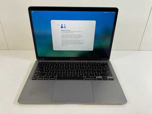 Apple MacBook Air 13", Apple M1, 8GB RAM, 256GB NVMe Laptop