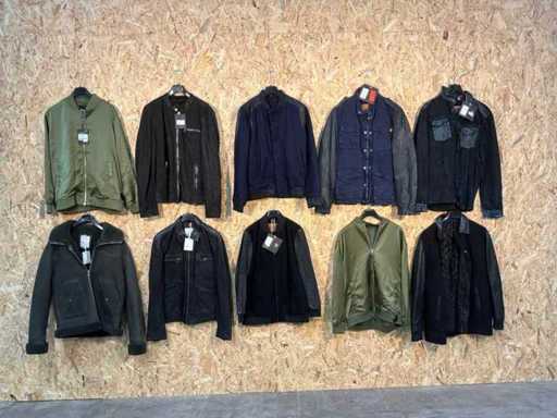 Jachete din piele Goosecraft (10x)