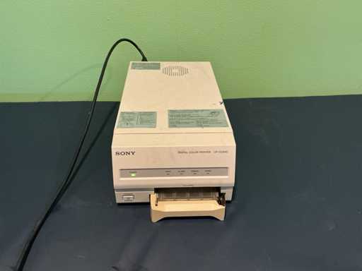 Imprimant? color Sony UP-D23MD pentru sistem cu ultrasunete