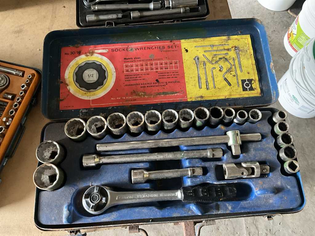 3 various ratchet wrench sets