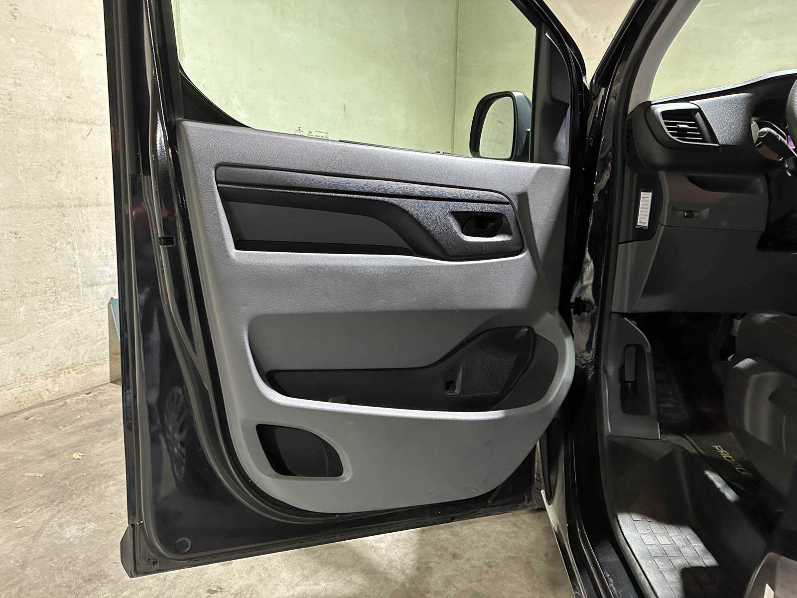 Toyota PROACE Compact 1.6 D-4D Professional 114pk 2017 (Origineel-NL), V-346-JR