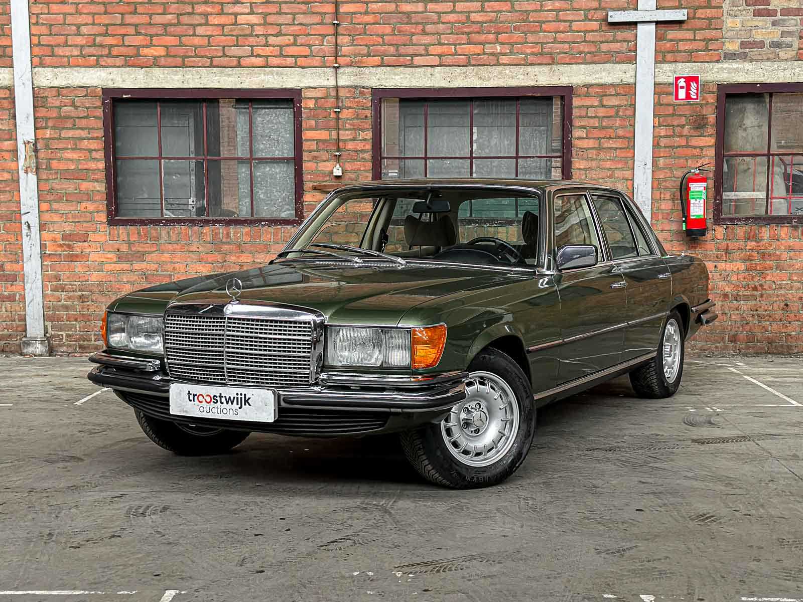 Mercedes-Benz 280 SE W116 240hp 1977