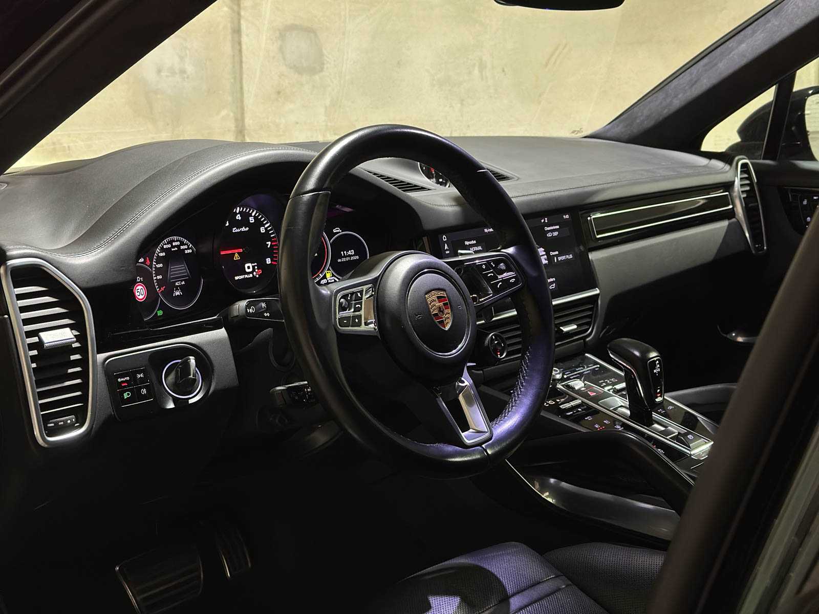 Porsche Cayenne Coupe Turbo 4.0 V8 549pk 2019, J-757-HF