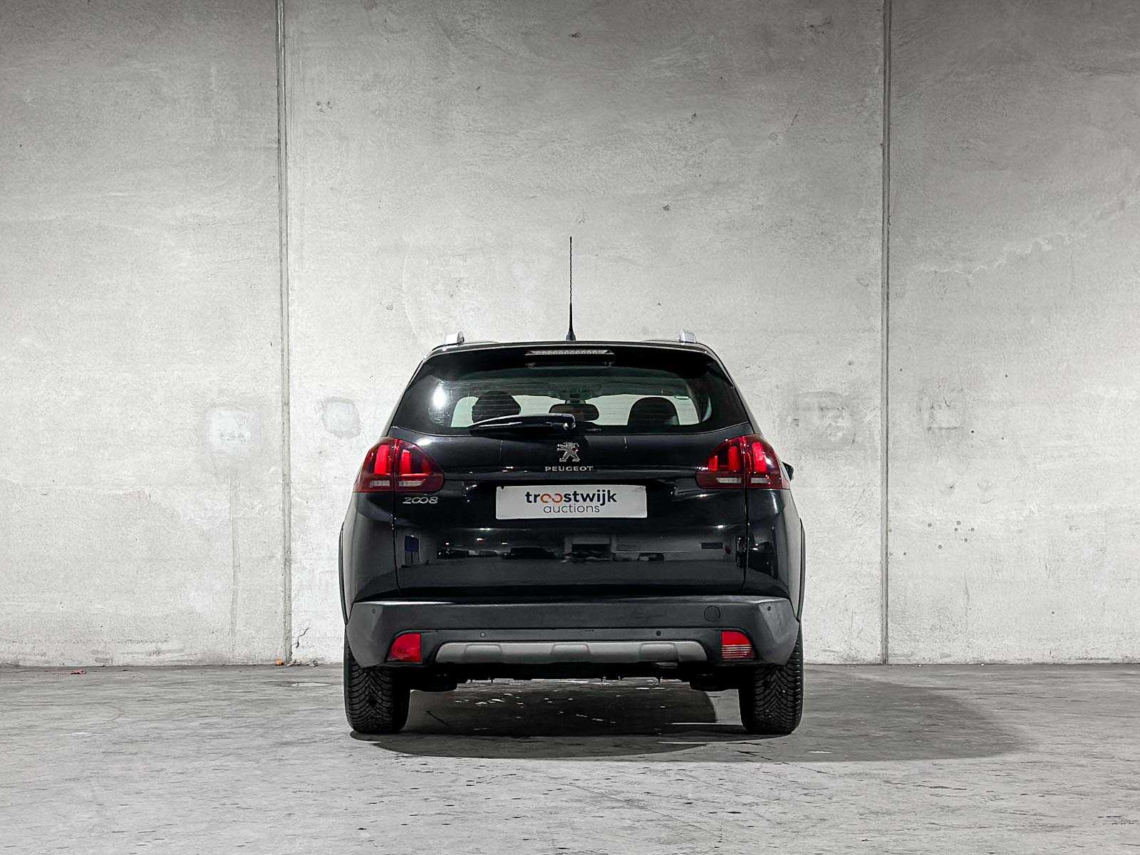 Peugeot 2008 1.2 PureTech Allure 110pk 2018 (Origineel-NL), RL-527-Z