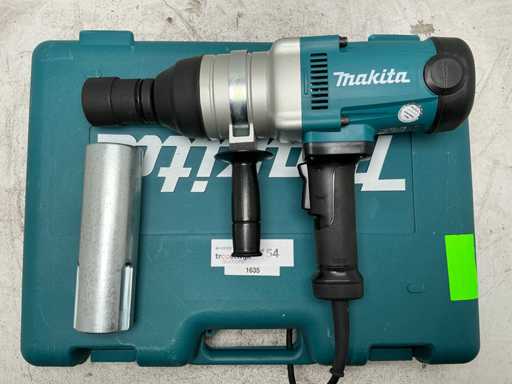 2022 Makita TW1000 Ground Screw Machine