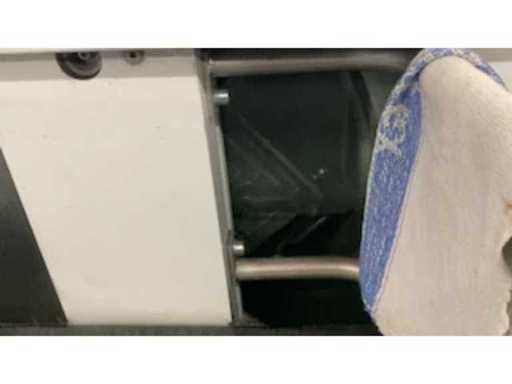 e81cff16-1736-4665-8814-75adfea3f8b5.mp4