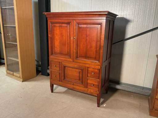 TV-Schrank aus Kirschholz