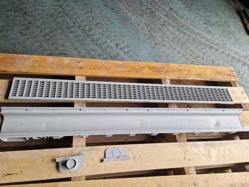 Water drainage channels (approx. 60pcs)