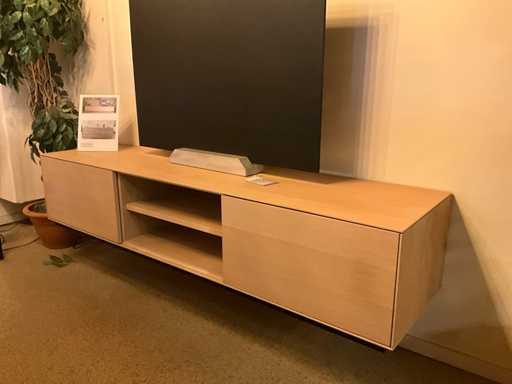 Valua P?ywaj?ce d?bowe meble telewizyjne