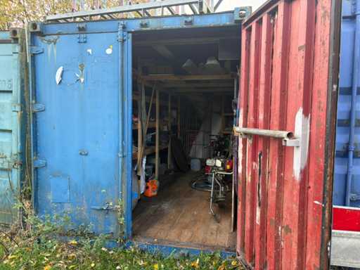 20ft shipping container - Including contents - Storage container concrete processing machines