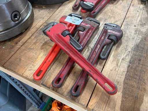 Pipe wrench (4x)