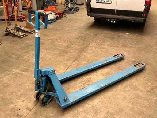 BT L 2000 Hand hydraulic pallet jack
