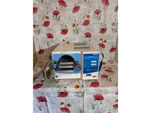 ? MELAG EN 15+ Plus? Sterilizer BJ:2013 with tray + tray autoclave