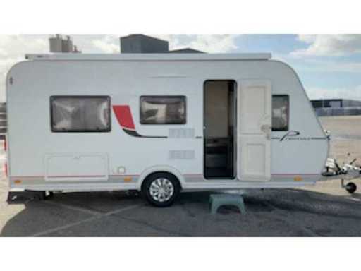 61fd00ae-3cd5-42c8-931b-7aa7fd42f9a9.mp4