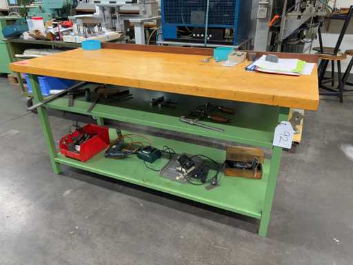   Workbench with contents