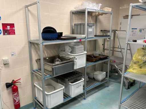 Set van diverse cateringapparatuur