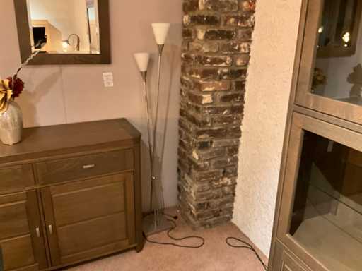 Lampa pod?ogowa ze stali nierdzewnej